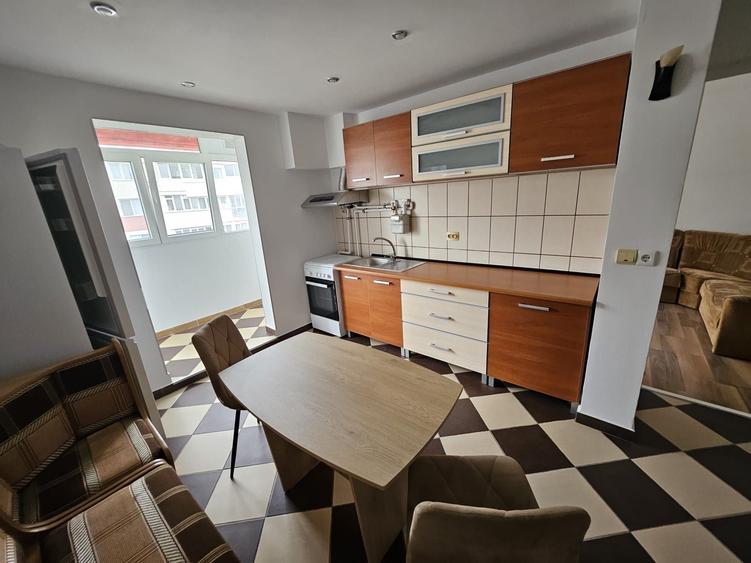 Apartament cu 2 camere semidecomandat în Central