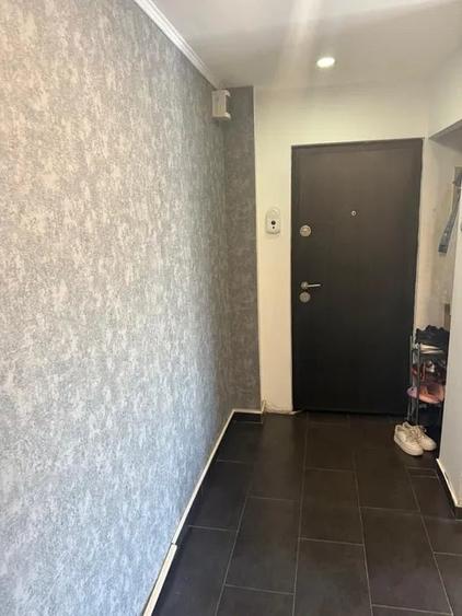 Apartament cu 2 camere decomandat, mobilat în Plopilor