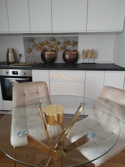 Apartament cu 2 camere decomandat, mobilat în Băneasa