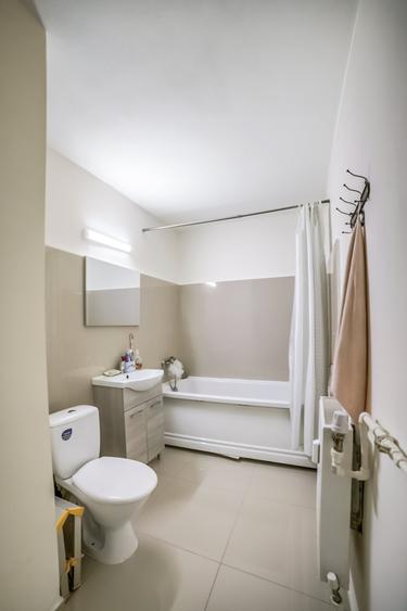 Apartament cu 2 camere decomandat, mobilat în Dristor