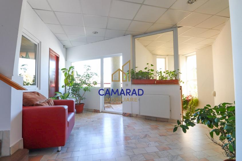 Casă individuală cu 10 camere cu Canalizare în Iancului