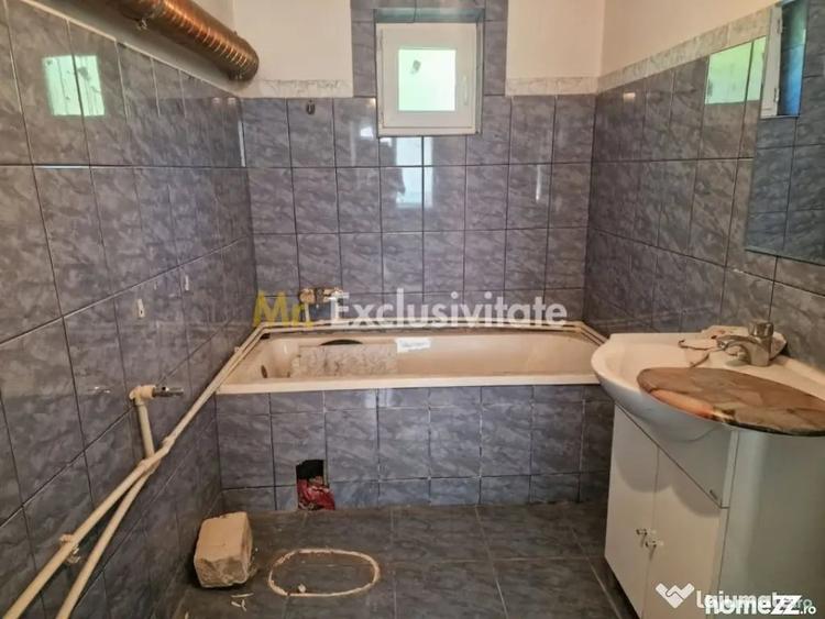 Casă cu 4 camere cu Teren 400 Mp în Călinești
