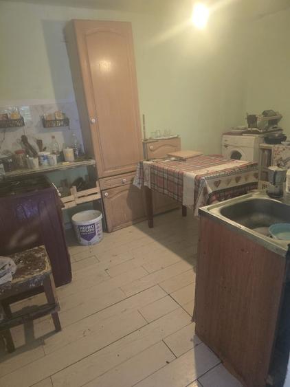Casă individuală cu 5 camere cu Teren 489 Mp în Plopi