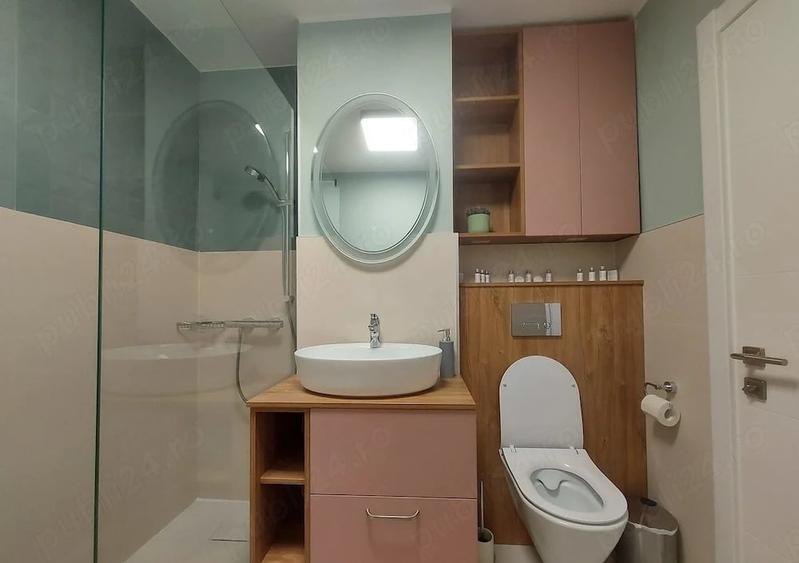 Apartament cu 2 camere decomandat, mobilat în Universitate