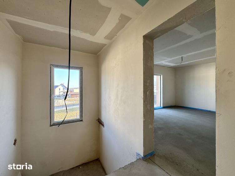 Casa cu garaj, 130 mp, 400 mp teren, CF disponibil, Chinteni - 9