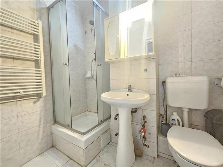 Garsonieră decomandată în Bistrița Lac