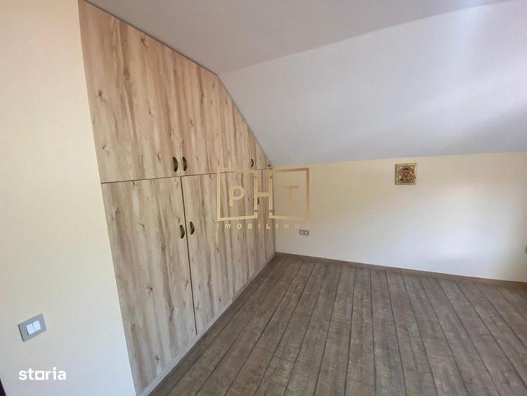 Casă cu 4 camere în Tăuți