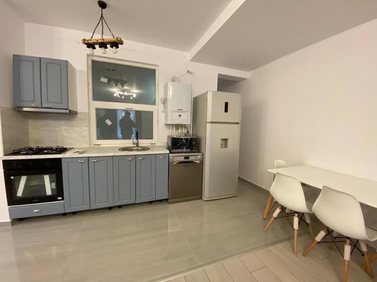 Apartament cu 2 camere decomandat, mobilat în Pipera