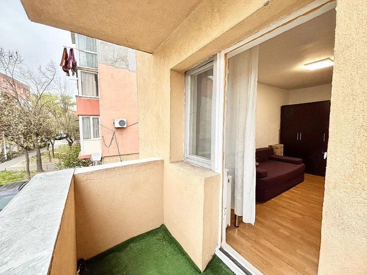 Garsonieră nedecomandată în Buziașului