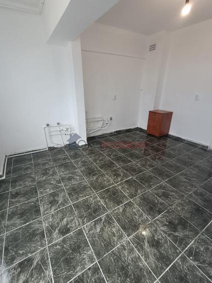 Apartament cu 2 camere decomandat în Mărăști