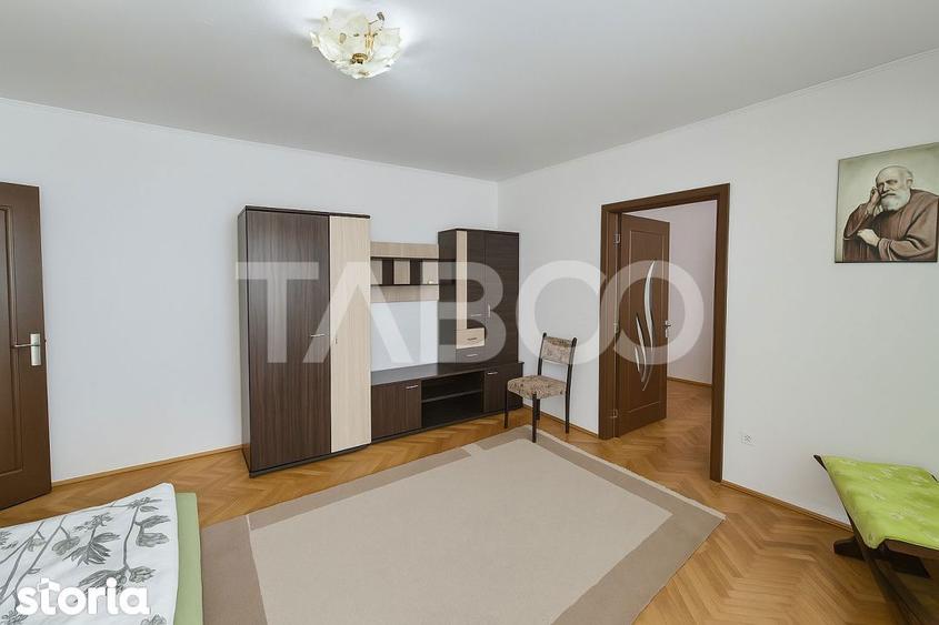Apartament cu 2 camere nedecomandat, mobilat în Trei Stejari