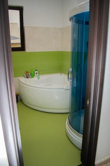 Casă individuală cu 5 camere cu Canalizare în Dârza