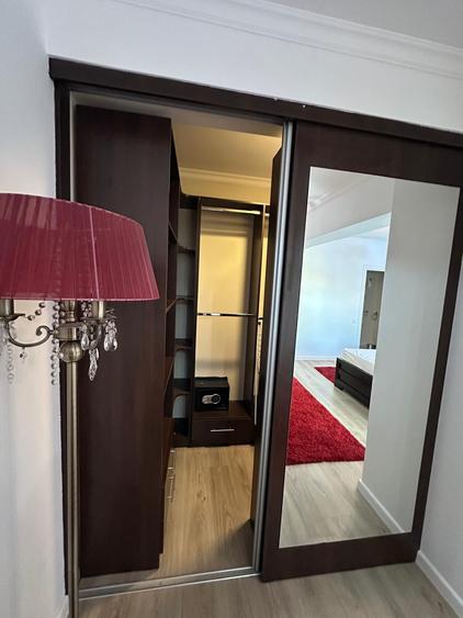 Apartament cu 3 camere decomandat în Pipera