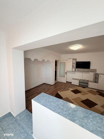 Apartament cu 2 camere decomandat în Sârbi