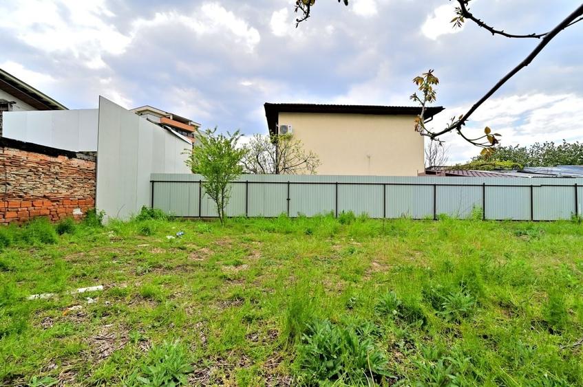 Teren Construcții intravilan de 730 mp, în Sisești