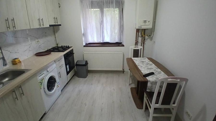 Garsonieră decomandată în Nord