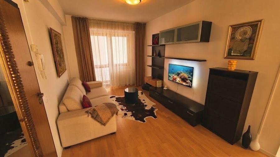Apartament cu 2 camere semidecomandat, mobilat în Dorobanți