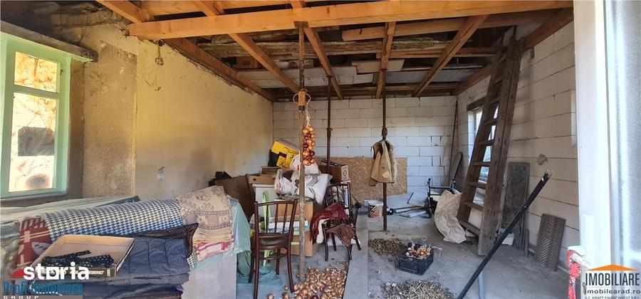 Casa pentru spatiu comercial pe calea Radnei - strada principala - 4