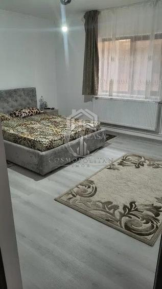 Casă cu 5 camere cu Canalizare în Vadu Pașii