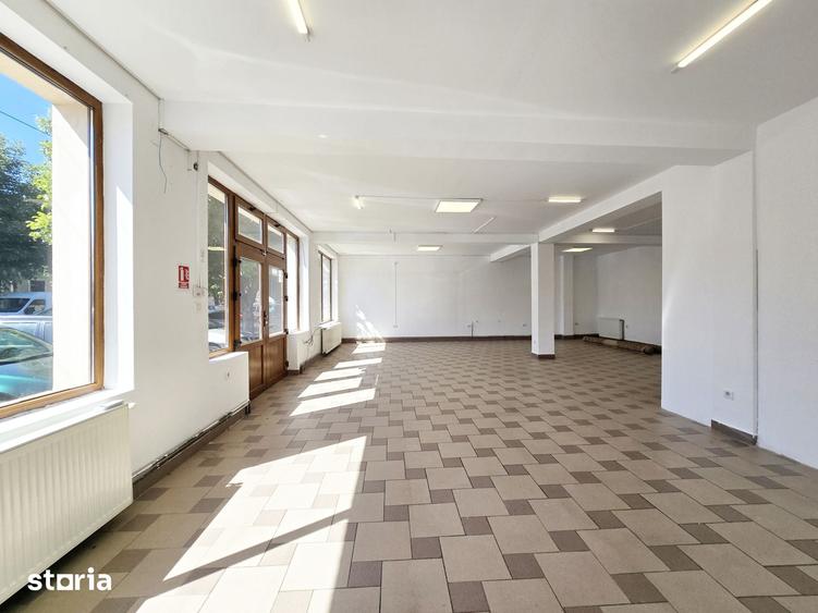 Spațiu comercial, de 120 mp, în Pârneava