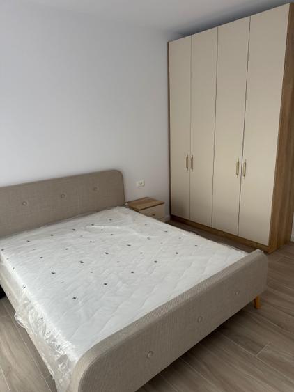 Apartament cu 2 camere decomandat în Torontalului