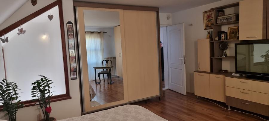 Casă cu 4 camere cu Teren 400 Mp în Mogoșoaia
