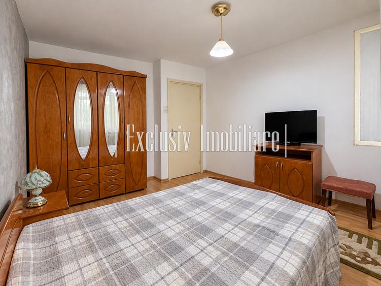 Apartament cu 2 camere decomandat în Casa de Cultură