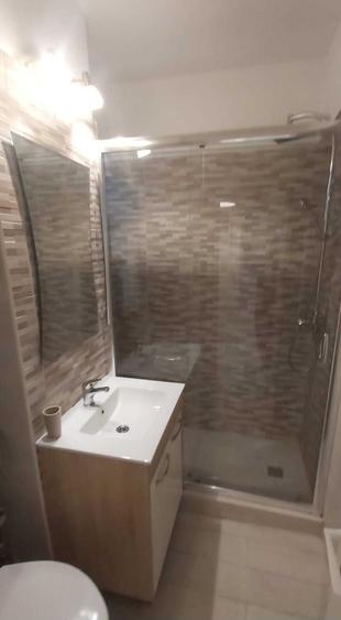 Apartament cu 2 camere semidecomandat în Dacia