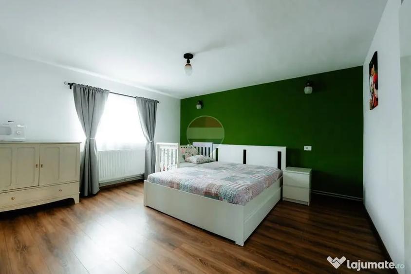 Casă cu 5 camere cu Teren 1800 Mp în Udeni-Zăvoi