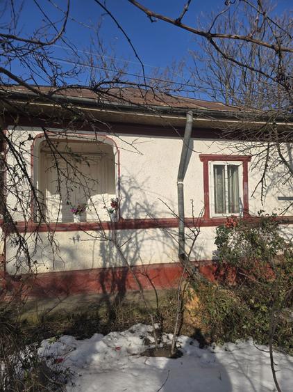 Casă cu 3 camere în Central