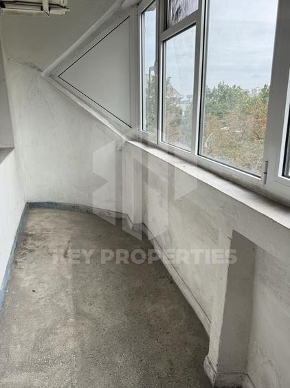 Apartament cu 4 camere decomandat în Pantelimon