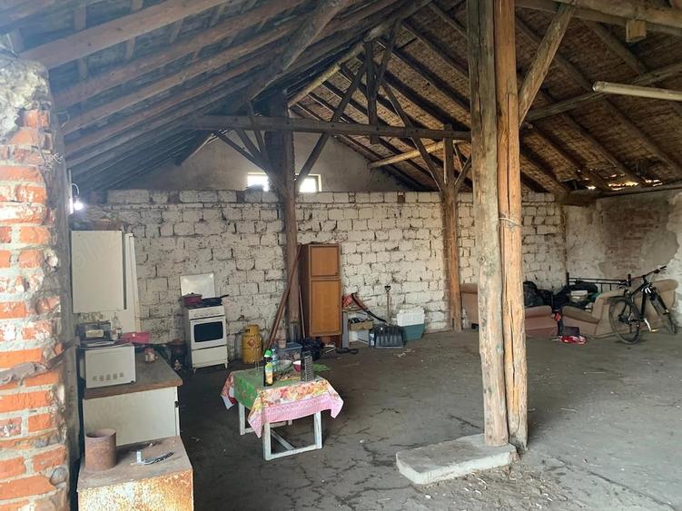 Spațiu comercial, de 11,500 mp, în Central