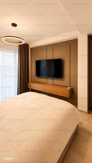 Apartament cu 3 camere decomandat în Tractorul