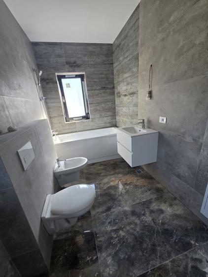 Casă cu 3 camere în Holboca