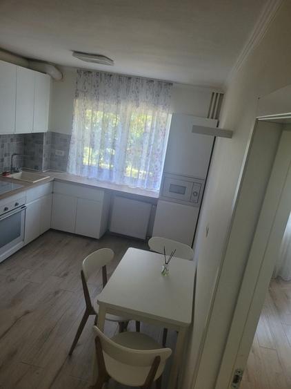 Apartament cu 2 camere semidecomandat în Rogerius