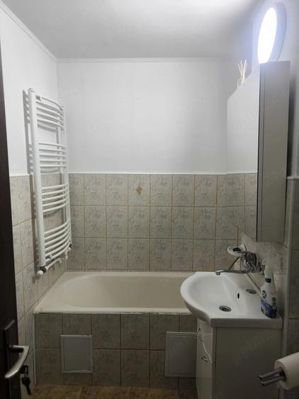 Apartament cu 2 camere decomandat în Gară