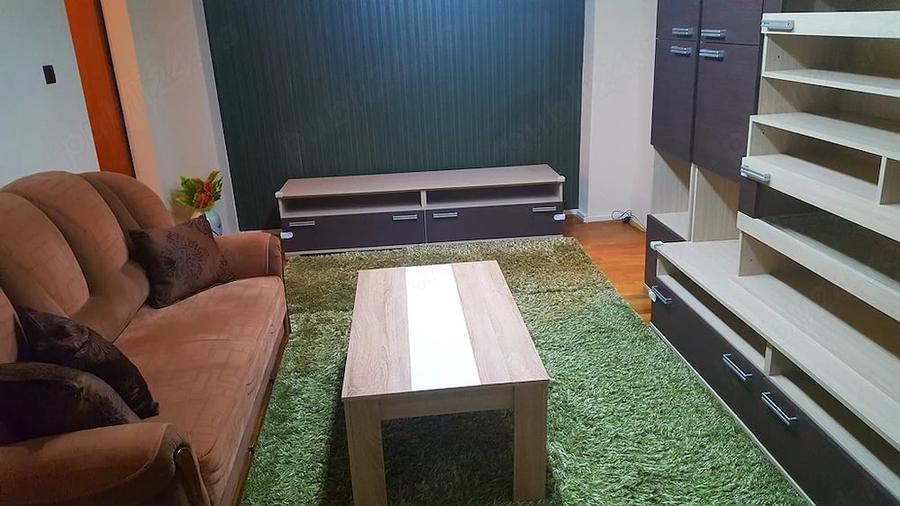 Apartament cu 2 camere semidecomandat în Spitalul Județean