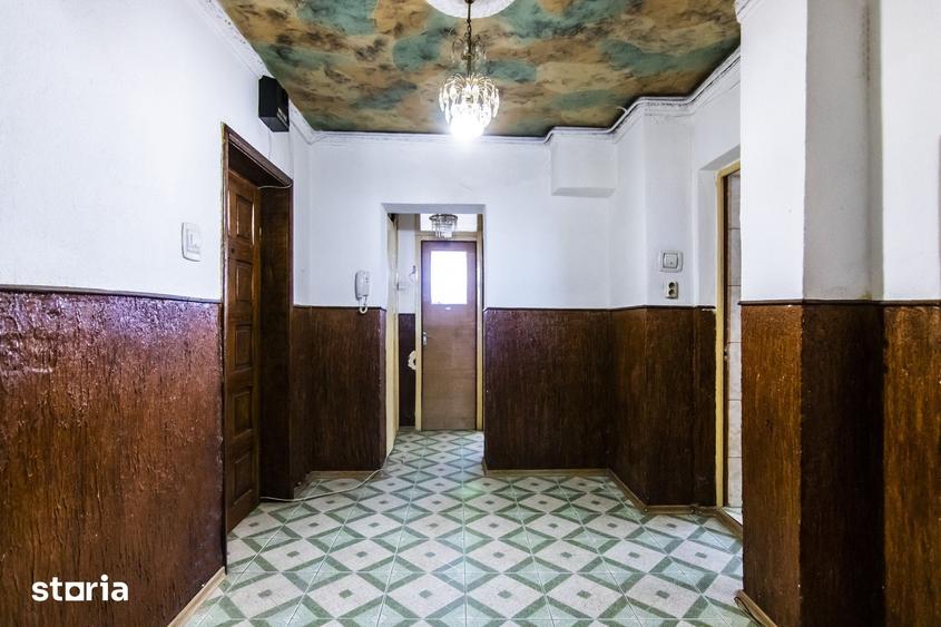 Apartament cu 3 camere decomandat în Dristor