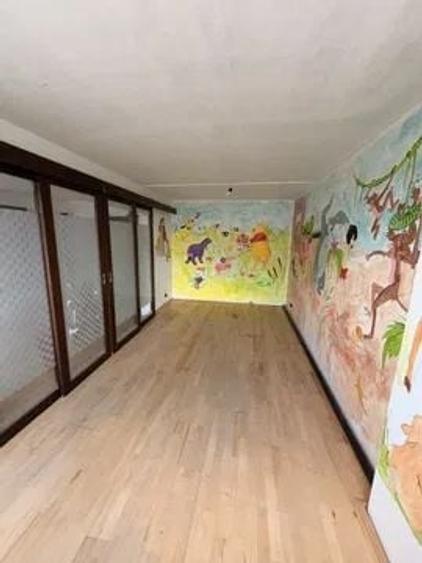 Apartament cu 4 camere semidecomandat în Crângași