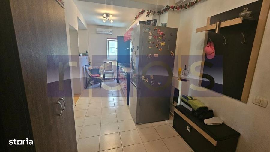 Apartament cu 2 camere decomandat în Roșu
