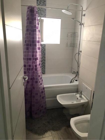 Apartament cu 2 camere semidecomandat în Calea București