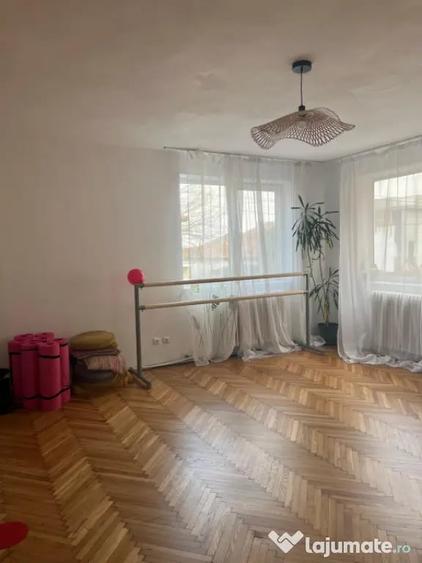 Apartament 3 camere 160 mp | beci 80 mp | gradina 160 mp | z - 3