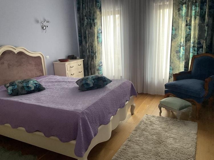 Casă cu 4 camere în Mihai Viteazu