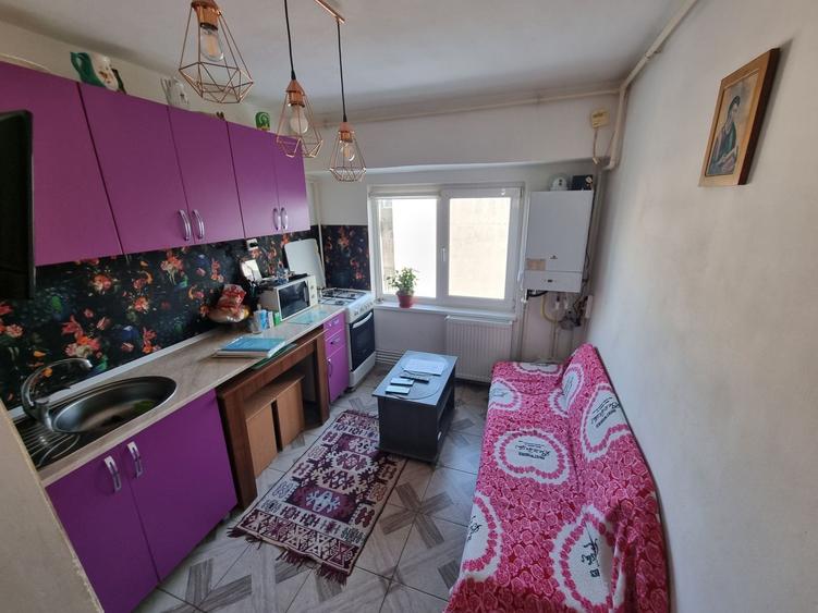 Apartament decomandat 2 camere zona CET - 3