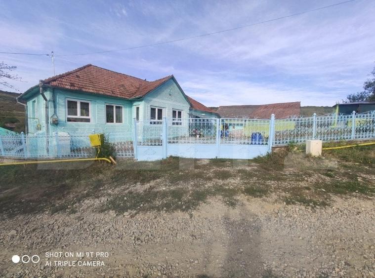 Casă individuală cu 3 camere cu Canalizare în Lechința