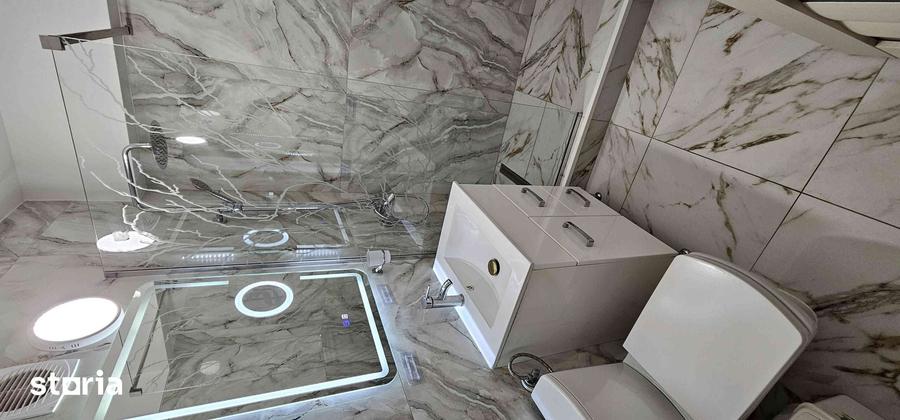 Apartament cu 2 camere decomandat în Ultracentral