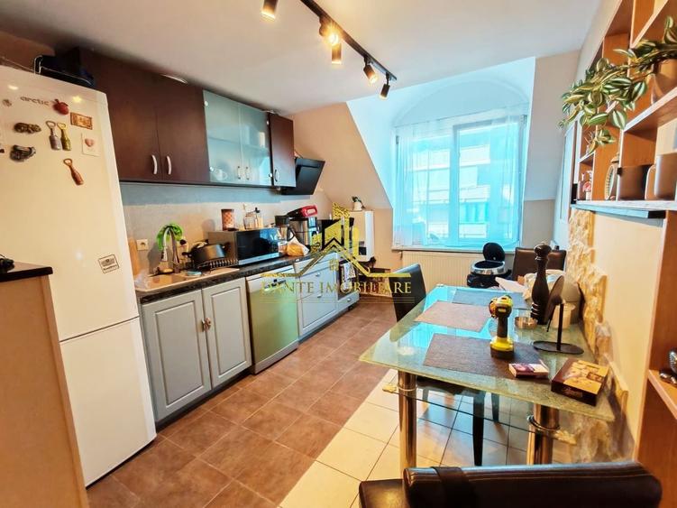 Apartament cu 2 camere decomandat, mobilat în Calea Turzii