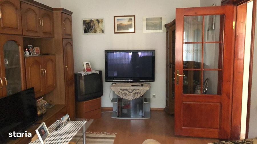 Apartament cu 2 camere decomandat în Mărăței