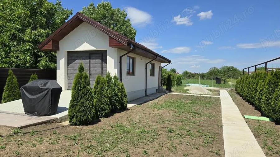 Casă cu 4 camere cu Teren 2530 Mp în Central