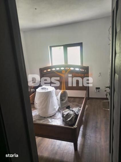 Casă cu 5 camere cu Teren 200 Mp în Teliucu Inferior